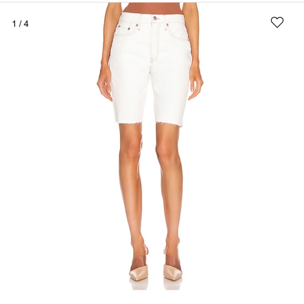 RE/DONE 80’s long short. Bleached white. Size 25 & 26
